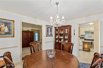 508 University Drive, Jacksonville, NC 28546 - Photo 15