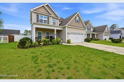 106 Periwinkle Street, Burgaw, NC 28425 - Photo 1