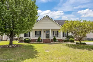 692 Carrington Ln, Winterville, NC 28590 - Photo 1