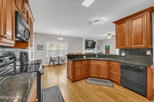 507 N Colony Cir, Wilmington, NC 28409 - Photo 7