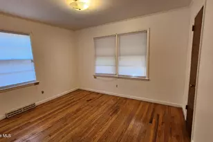 322 W Columbus St, Whiteville, NC 28472 - Photo 5