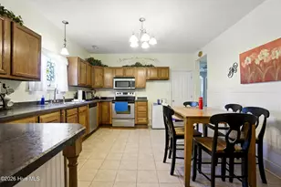 401 E Queen St, Edenton, NC 27932 - Photo 5