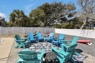 118 W Dolphin Dr, Oak Island, NC 28465 - Photo 35