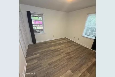 3208 Ellsworth Drive, Greenville, NC 27834 - Photo 5