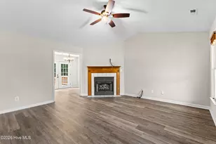 110 Stone Ct, Jacksonville, NC 28540 - Photo 5