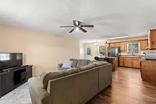 100 Kanton Dr, Jacksonville, NC 28540 - Photo 5
