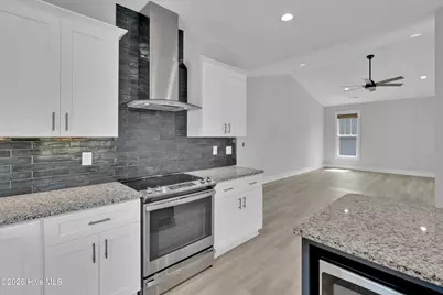 228 NE 38th Street, Oak Island, NC 28465 - Photo 11