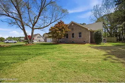 147 N Point Boulevard, Moyock, NC 27958 - Photo 1