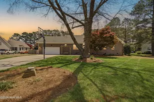 147 North Point Blvd, Moyock, NC 27958 - Photo 13