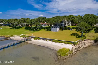 4101 Sound Drive, Morehead City, NC 28557 - Photo 1
