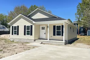 908 McPherson St, Elizabeth City, NC 27909 - Photo 1