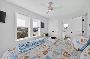 321 N New River Dr, Surf City, NC 28445 - Photo 29