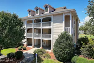3350 Club Villas Dr, Southport, NC 28461 - Photo 3