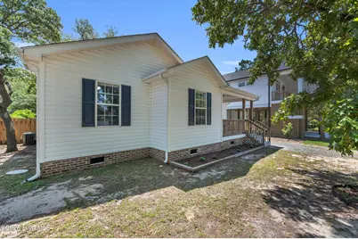220 NE 55th Street, Oak Island, NC 28465 - Photo 5