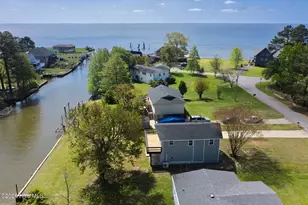 172 Sunset Cir, Hertford, NC 27944 - Photo 1