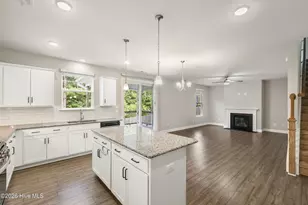 1005 Terraces Ln, Hampstead, NC 28443 - Photo 15