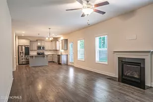 331 Glade Dr, Aberdeen, NC 28315 - Photo 17