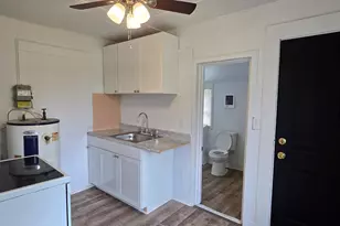 1911 McClellan St, Greenville, NC 27834 - Photo 9