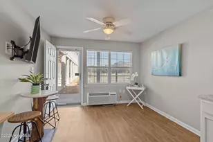 2401 W Fort Macon Rd, Atlantic Beach, NC 28512 - Photo 15