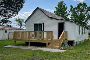 582 Five Mile Rd, Richlands, NC 28574 - Photo 3
