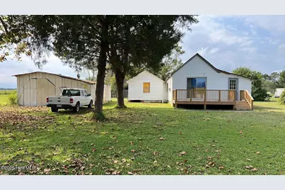 582 Five Mile Road, Richlands, NC 28574 - Photo 1