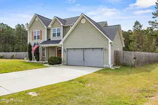 205 Kayla Dawn Ct, Maple Hill, NC 28454 - Photo 7