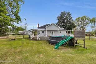 308 Pollock St, Pollocksville, NC 28573 - Photo 31