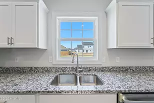 204 Windsor Run Blvd, Jacksonville, NC 28546 - Photo 29