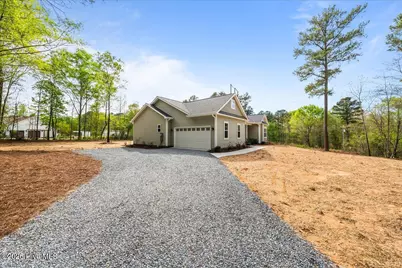 110 Trailcrest Drive, Rockingham, NC 28379 - Photo 5
