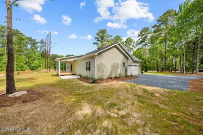 110 Trailcrest Drive, Rockingham, NC 28379 - Photo 3