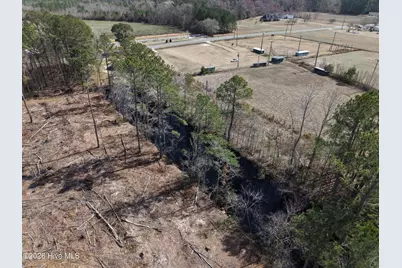 6879 Haynes Lennon Highway, Evergreen, NC 28438 - Photo 5