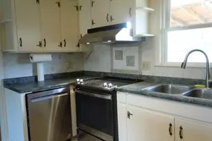 209 Complex St, Tabor City, NC 28463 - Photo 5