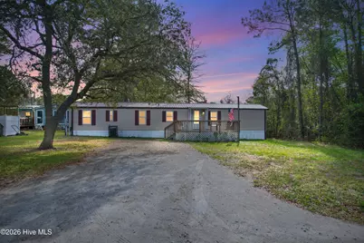2866 Cherokee Avenue SW, Supply, NC 28462 - Photo 3