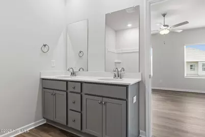 102 Nesbitt Court, Jacksonville, NC 28546 - Photo 25