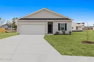 102 Nesbitt Ct, Jacksonville, NC 28546 - Photo 1