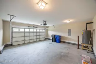 404 Knoll Cir, Greenville, NC 27858 - Photo 9