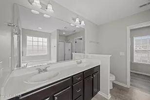 404 Knoll Cir, Greenville, NC 27858 - Photo 33