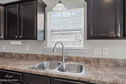 404 Knoll Circle, Greenville, NC 27858 - Photo 21