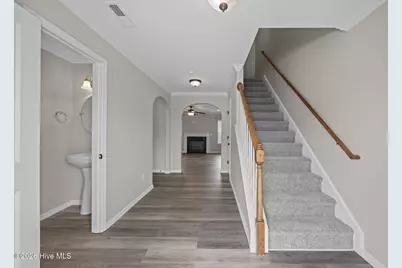 404 Knoll Circle, Greenville, NC 27858 - Photo 11