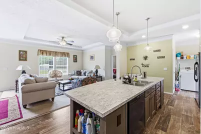 360 Kimberly Court, Rocky Point, NC 28457 - Photo 5