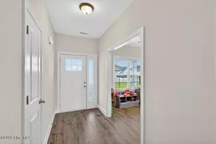 1007 Bluewater Blvd, New Bern, NC 28562 - Photo 3