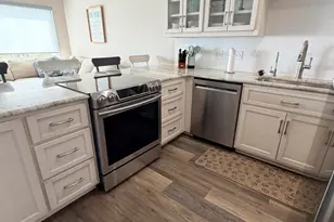 9201 Coast Guard Rd, Emerald Isle, NC 28594 - Photo 3
