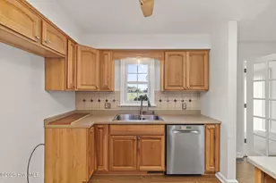 101 Canadian Goose Dr, Currituck, NC 27929 - Photo 5