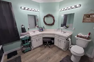 5841 Crestline Rd, Laurinburg, NC 28352 - Photo 9