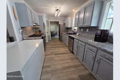 5841 Crestline Road, Laurinburg, NC 28352 - Photo 5