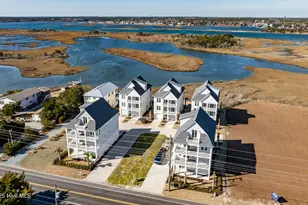 611 S Topsail Dr, Surf City, NC 28445 - Photo 3