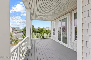 611 S Topsail Dr, Surf City, NC 28445 - Photo 11