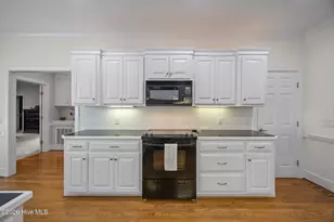 2094 Autumn Dr, Kinston, NC 28501 - Photo 13