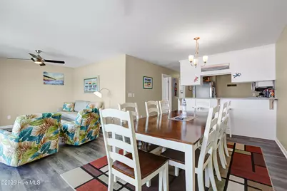 1423 S Lake Park Boulevard #Unit 3b, Carolina Beach, NC 28428 - Photo 7