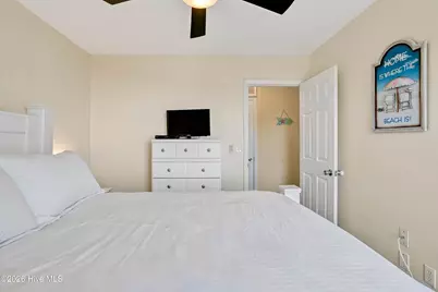 1423 S Lake Park Boulevard #Unit 3b, Carolina Beach, NC 28428 - Photo 21